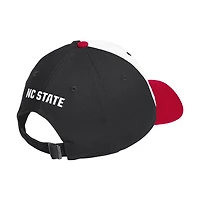 Casquette unisexe adidas blanche/rouge NC State Wolfpack de baseball saisonnier, style slouch, ajustable
