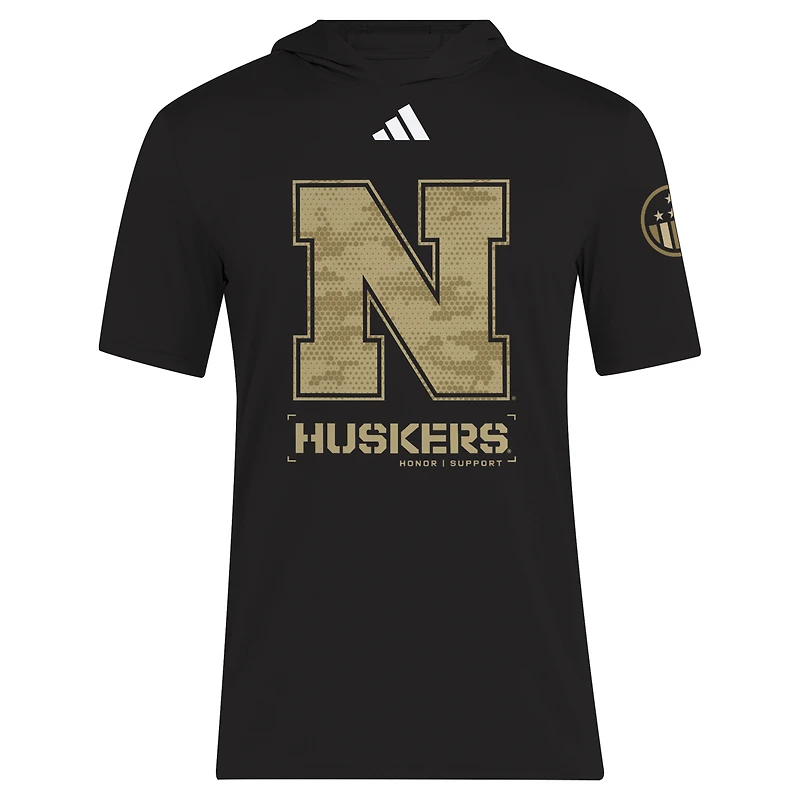 T-shirt à capuche adidas Nebraska Huskers 2025 Military Appreciation AEROREADY pour homme noir