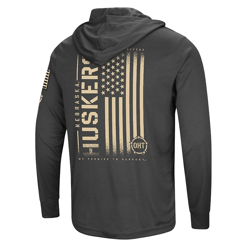 T-shirt à capuche manches longues pour hommes Colosseum Heather Black Nebraska Huskers Team OHT Military Appréciation