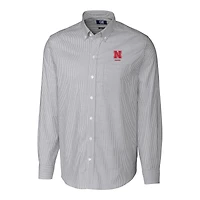 Chemise boutonnée à manches longues et rayures Oxford extensibles pour homme, couleur anthracite, avec logo des anciens Nebraska Huskers, Cutter & Buck