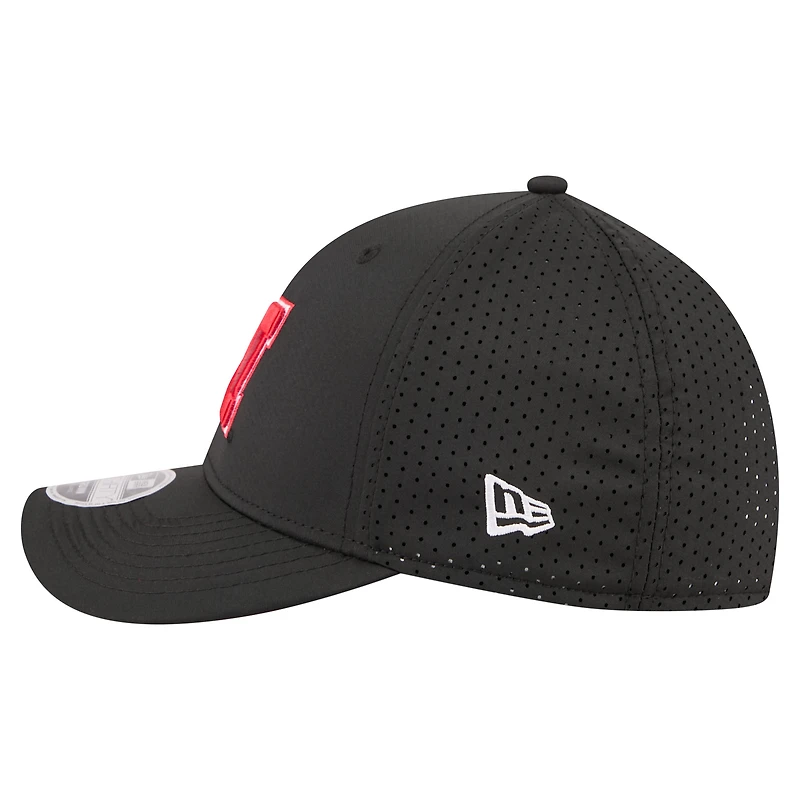 Men's New Era Black Nebraska Huskers 39THIRTY M-Crown Flex Fit Hat