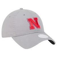 Casquette ajustable 9TWENTY avec logo des Nebraska Huskers de New Era pour femme, grise