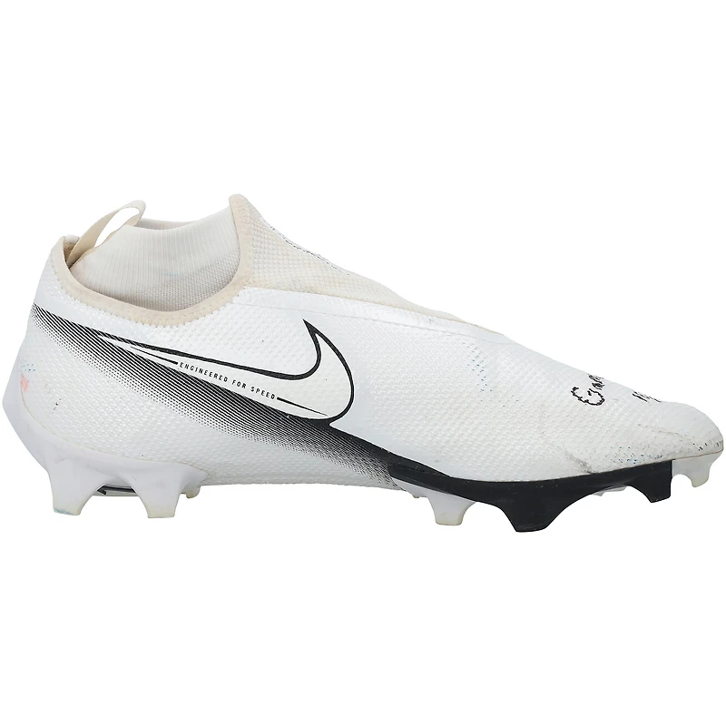 Drake Maye New England Patriots Autographed Game-Used White Nike Cleats vs. Tennessee Titans on November 3, 2024 with "Game Used 11/3/24" Inscription
