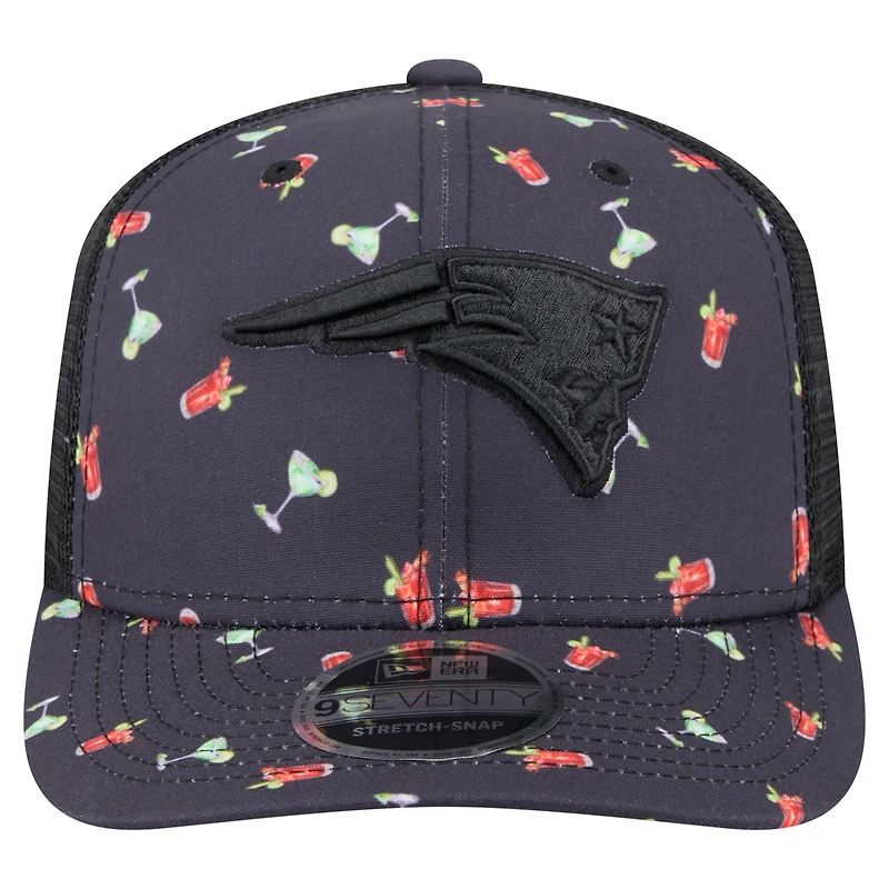 Men's New Era  Navy/Black New England Patriots Adventure Drinks Pattern 9SEVENTY Stretch-Snap Hat