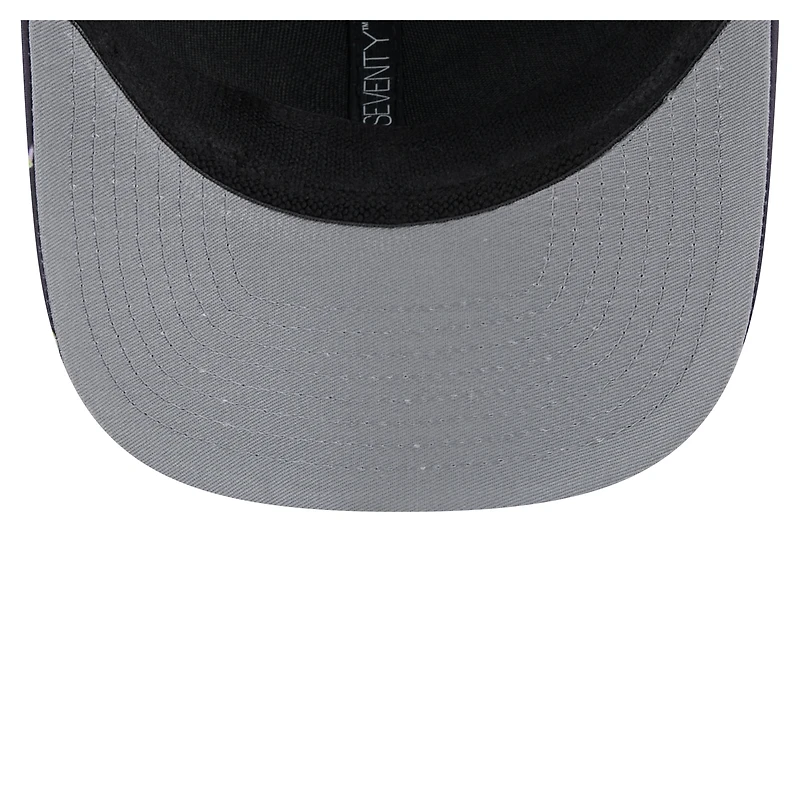 Men's New Era  Navy/Black New England Patriots Adventure Drinks Pattern 9SEVENTY Stretch-Snap Hat