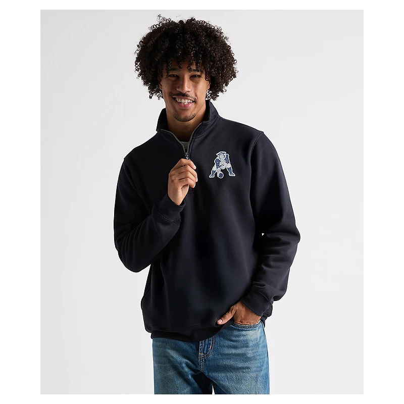 Men's Charles River x New England Patriots  Navy Crosswind Quarter-Zip Pullover