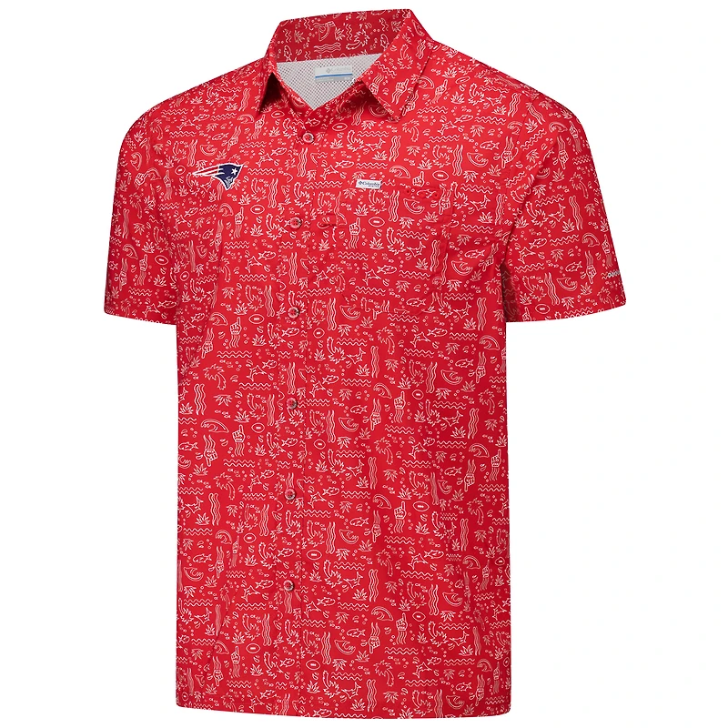 Men's Columbia PFG Red New England Patriots Super Slack Tide Omni-Wick Button-Up Shirt