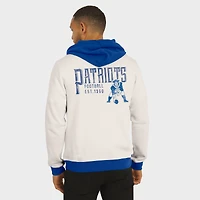 Sweat à capuche zippé pour homme de la collection Darius Rucker Fanatics, couleur crème, motif New England Patriots, effet vieilli