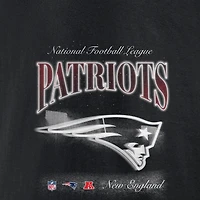 Men's Fanatics  Black New England Patriots Back Logo Fleece Hoodie