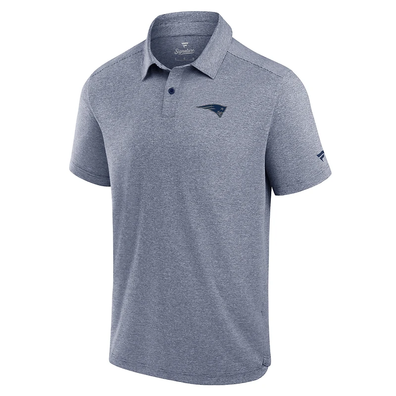 Polo technique Front Office bleu marine Fanatics pour homme des New England Patriots