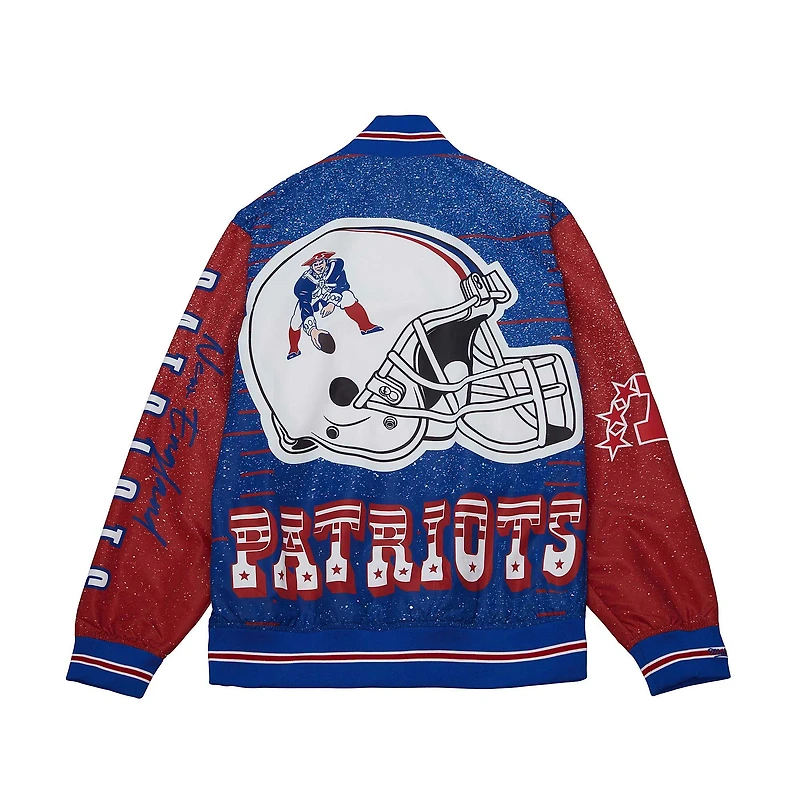 Veste d'échauffement entièrement zippée Mitchell & Ness pour hommes des New England Patriots Team Burst blanche