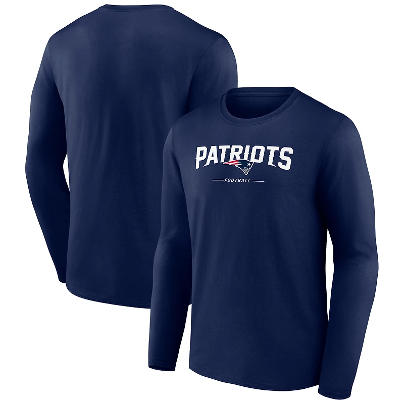 Men's  Navy New England Patriots Team Lockup Long Sleeve T-Shirt