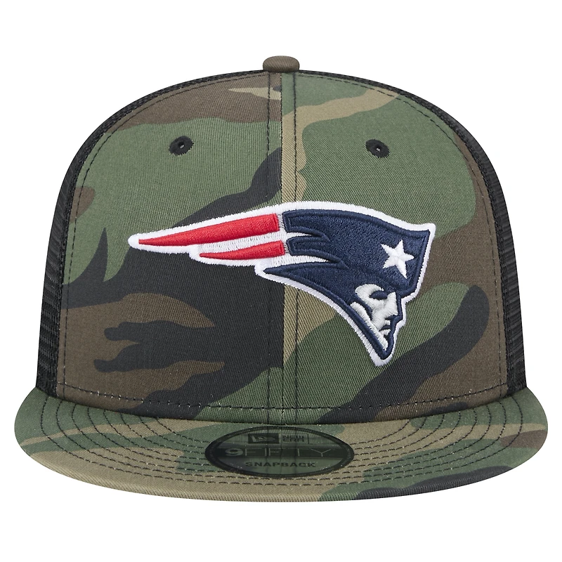 Casquette à visière à pression New Era Camo New England Patriots Main Trucker 9FIFTY pour homme