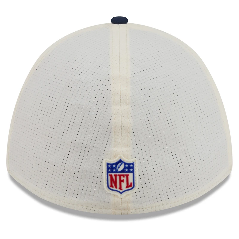 Men's New Era  Cream/Navy England Patriots 2026 NFL Training Camp 39THIRTY M-Crown Flex Hat