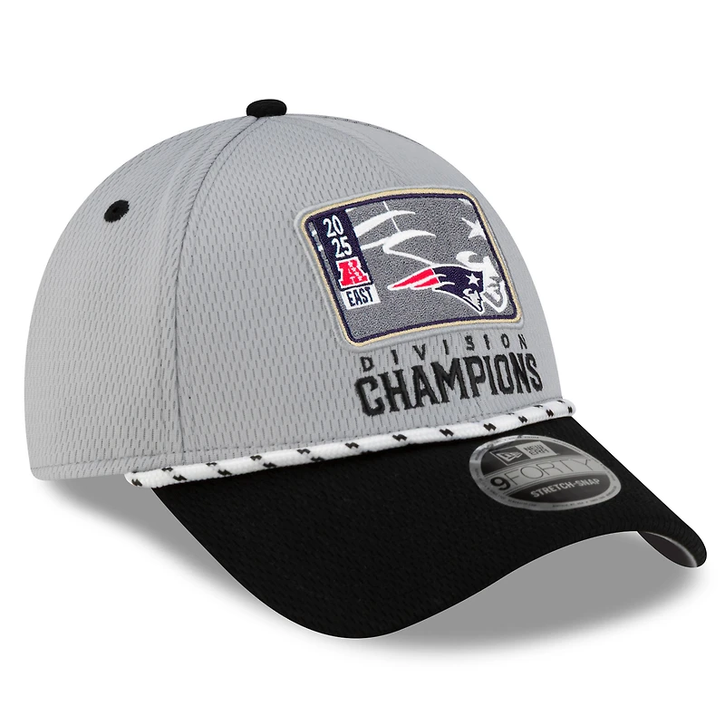 Men's New Era Gray/Black New England Patriots 2025 AFC East Division Champions Locker Room Trophy Collection 9FORTY Adjustable Hat