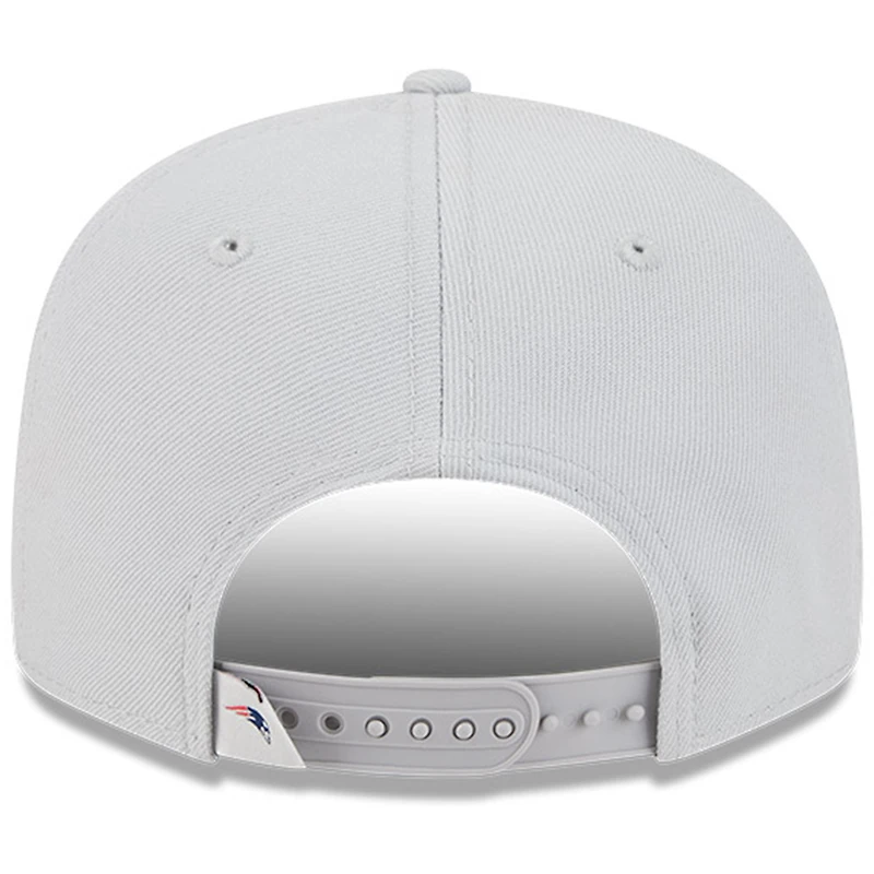Casquette ajustable 9SEVENTY grise New Era pour homme, collection Rivalries 2025 des New England Patriots