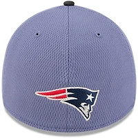 Casquette 39THIRTY Flex pour homme, Collection New Era Meadow Blue England Patriots 2025 Rivalries Fan Pack
