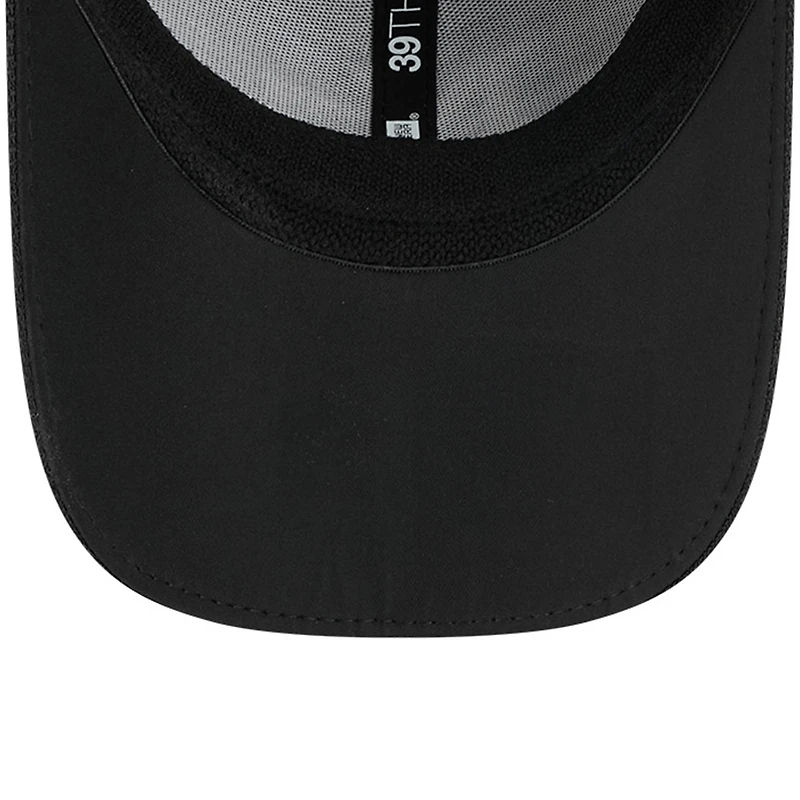 Casquette 39THIRTY Flex pour homme, Collection New Era Meadow Blue England Patriots 2025 Rivalries Fan Pack