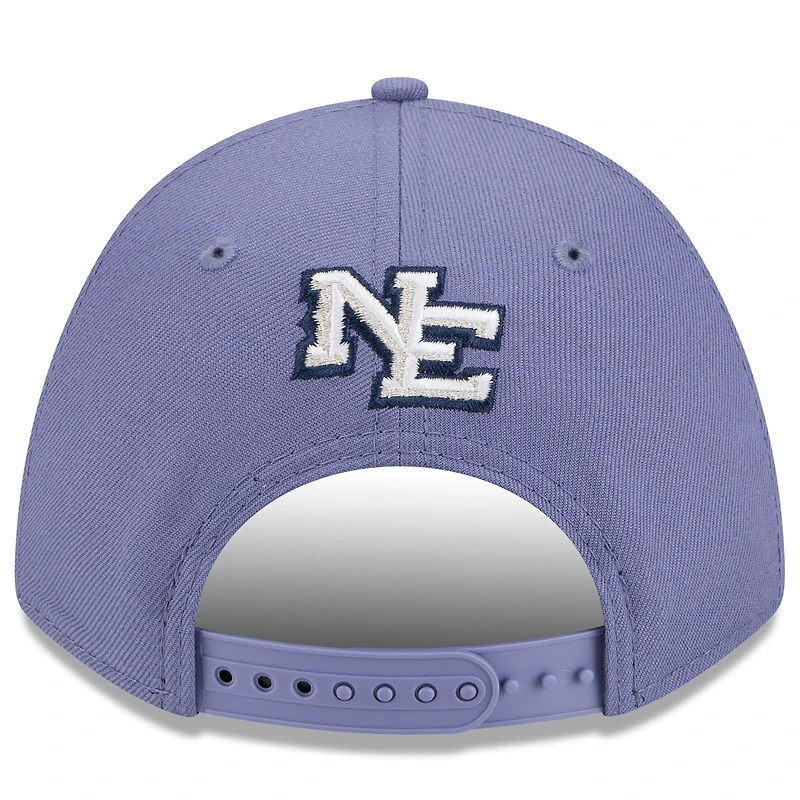 Casquette ajustable New Era Meadow Blue New England Patriots 2025 Rivalries Collection Team 9FORTY M-Crown pour homme