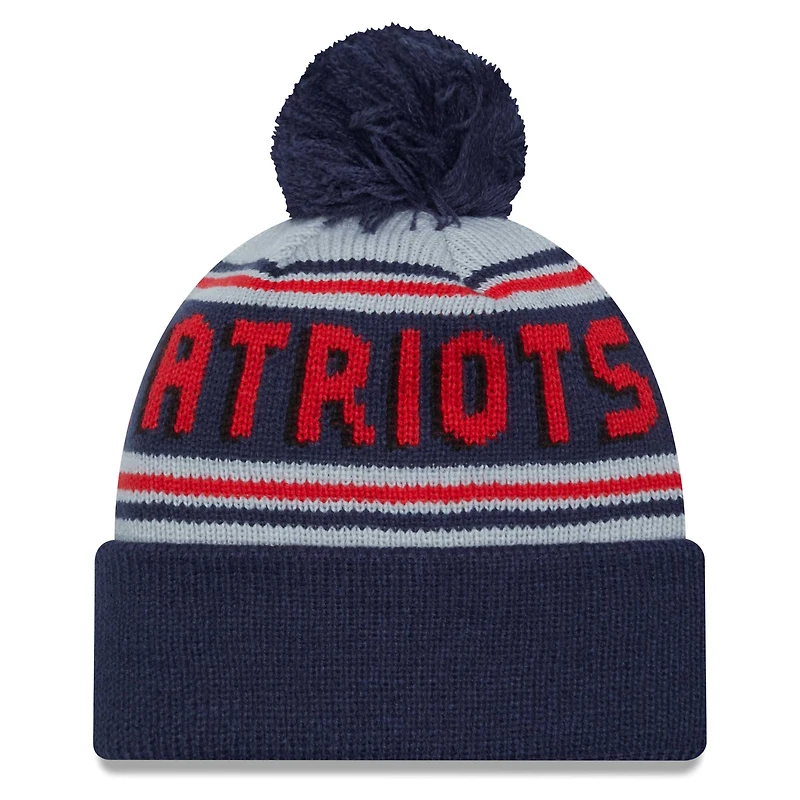 Bonnet en tricot à revers principal New Era New England Patriots pour hommes bleu marine avec pompon