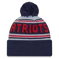 Bonnet en tricot à revers principal New Era New England Patriots pour hommes bleu marine avec pompon