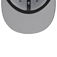 Casquette snapback Main Trucker 9FIFTY bleu marine New Era pour homme des New England Patriots