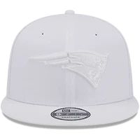 Casquette Snapback 9FIFTY Main Blanc sur Blanc New Era New England Patriots pour hommes