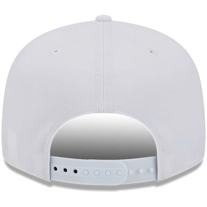 Casquette Snapback 9FIFTY Main Blanc sur Blanc New Era New England Patriots pour hommes