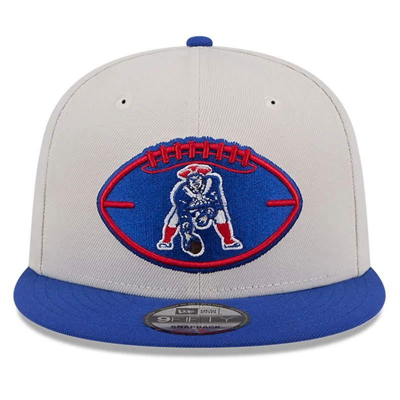 Men's New Era Stone/Royal New England Patriots 2024 Sideline Historic 9FIFTY Snapback Hat