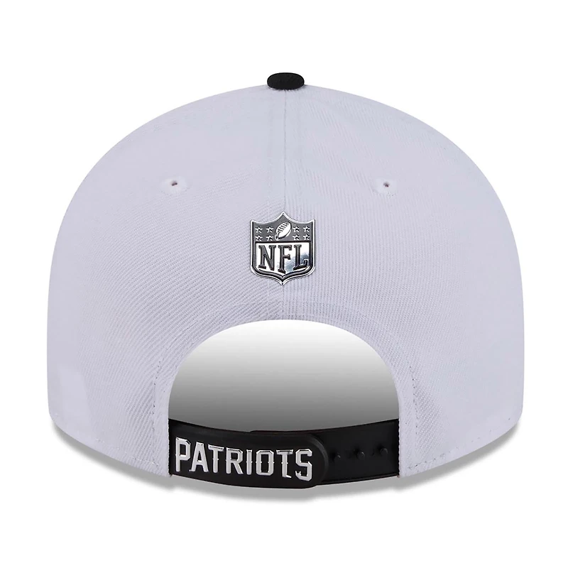 Men's New Era  White/Black New England Patriots 2026 NFL Draft Pre-Curved 9FIFTY Snapback Hat