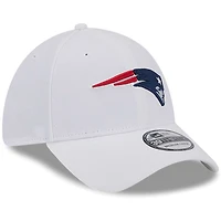 Men's New Era White England Patriots Main 39THIRTY Flex Hat