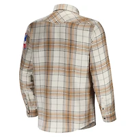 Collection NFL x Darius Rucker pour homme par Fanatics Chemise boutonnée à manches longues en flanelle des Patriots de la Nouvelle-Angleterre beige