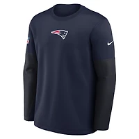 Men's Nike Navy New England Patriots Sideline Coach Therma-FIT Long Sleeve T-Shirt