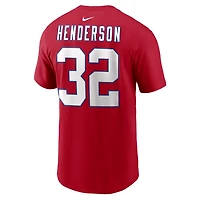 T-shirt Nike TreVeyon Henderson rouge New England Patriots pour homme, avec nom et numéro