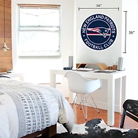 Murale repositionnable avec logo 36 po x 36 po New England Patriots - décalcomanie