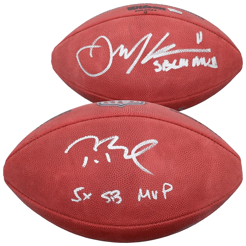 Ballon de football Wilson Duke en couleur, autographié par Tom Brady et Julian Edelman des New England Patriots, avec de multiples inscriptions.