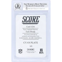 Carte autographiée de Tom Brady (New England Patriots), édition 2018 Panini Score, impression cyan, plaque n° 206, numéro 1/1, authentifiée par Beckett Fanatics Witnessed (10 cartes).
