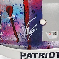 Casque Proline Speed ​​autographié par Tom Brady (New England Patriots) - Illustration de Shawn Voelker - NF70444453