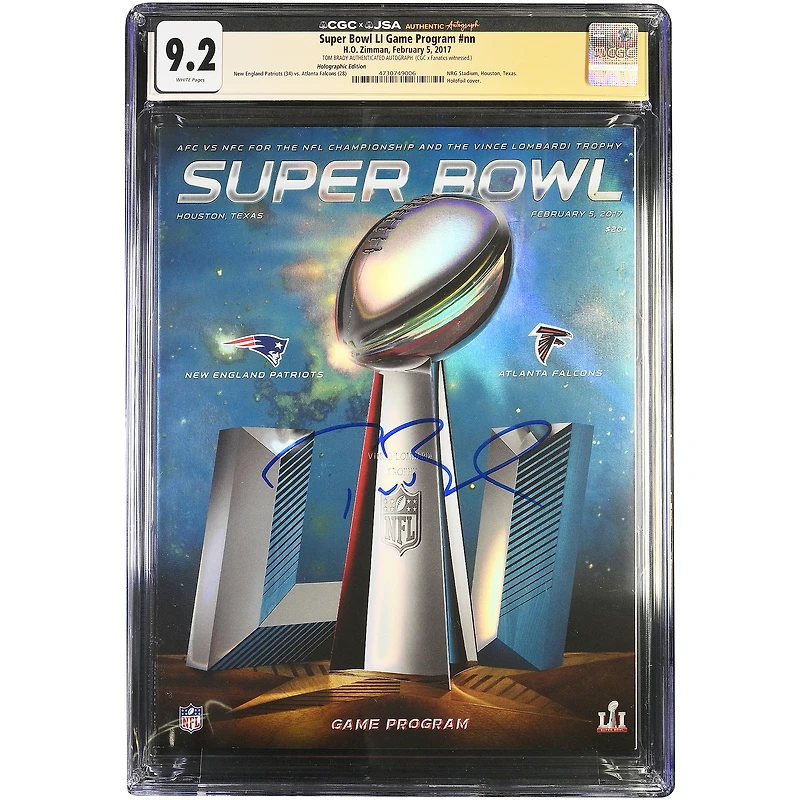 Programme du Super Bowl LI, édition holographique Zimman, autographié par Tom Brady des New England Patriots et authentifié par CGC (note 9.2), daté du 5 février 2017.