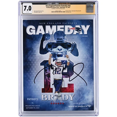 Programme authentifié de Tom Brady Day CGC autographié par les New England Patriots le 10 septembre 2023