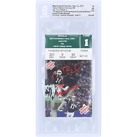 Tom Brady New England Patriots autographié Tom Brady remplace Drew Bledsoe blessé à l'encre rouge Les fanatiques de Beckett ont été témoins d'un billet authentifié 7/10 du 23 septembre 2001 avec l'inscription « THE BEGINNING »