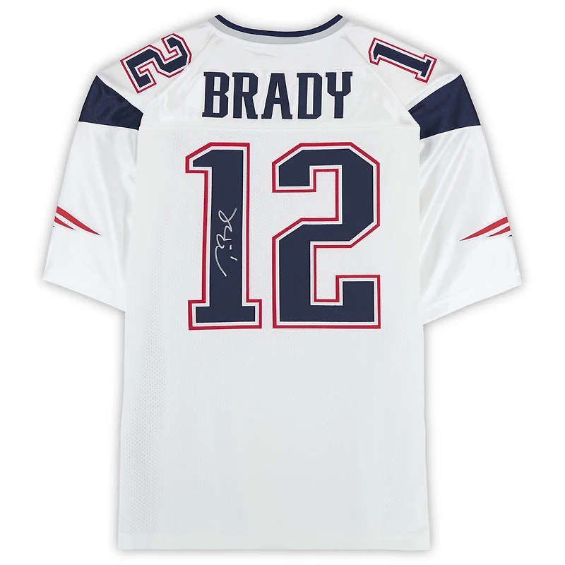 Maillot blanc autographié Mitchell & Ness 2000 authentique des New England Patriots de Tom Brady