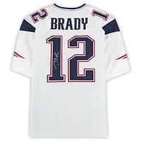 Maillot blanc autographié Mitchell & Ness 2000 authentique des New England Patriots de Tom Brady