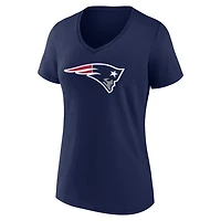 T-shirt à col en V Fanatics Drake Maye bleu marine, logo authentique de l'équipe des New England Patriots, avec surnom, nom et numéro du joueur