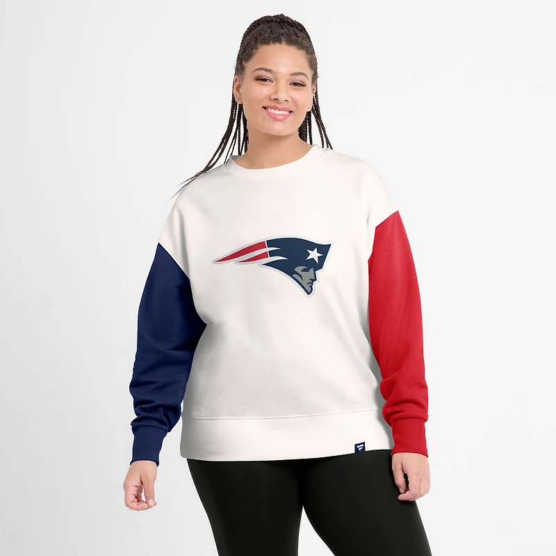 Fanatics pour femmes Blanc New England Patriots Colorblock Logo principal - Sweat-shirt