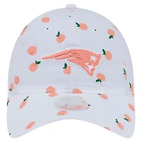 Casquette ajustable New Era blanche New England Patriots Fruit Pattern 9TWENTY pour femme
