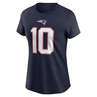T-shirt Nike Drake Maye bleu marine avec nom et numéro des New England Patriots pour femme