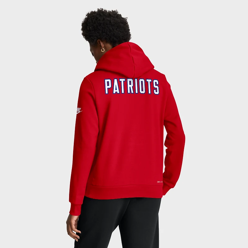 Women's Nike Red New England Patriots Throwback Sideline Standard Issue Dri-FIT Hoodie