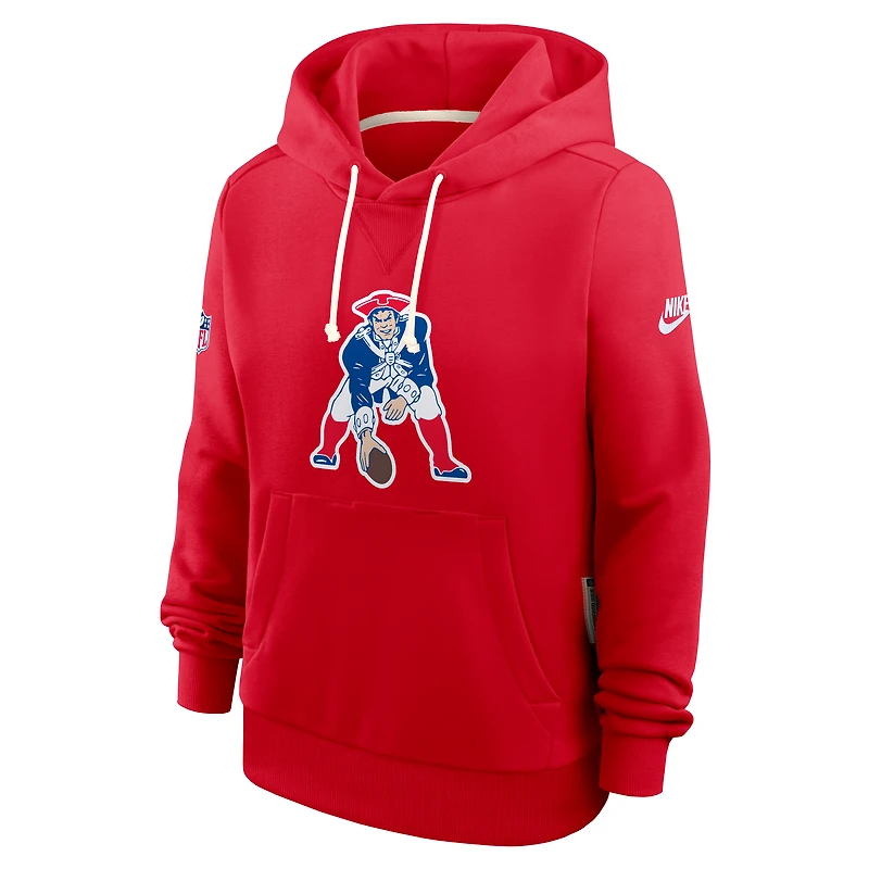 Women's Nike Red New England Patriots Throwback Sideline Standard Issue Dri-FIT Hoodie