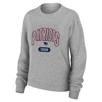 Ensemble de détente pour femme WEAR by Erin Andrews Heather Gray New England Patriots grande taille en tricot tri-blend à manches longues et pantalon